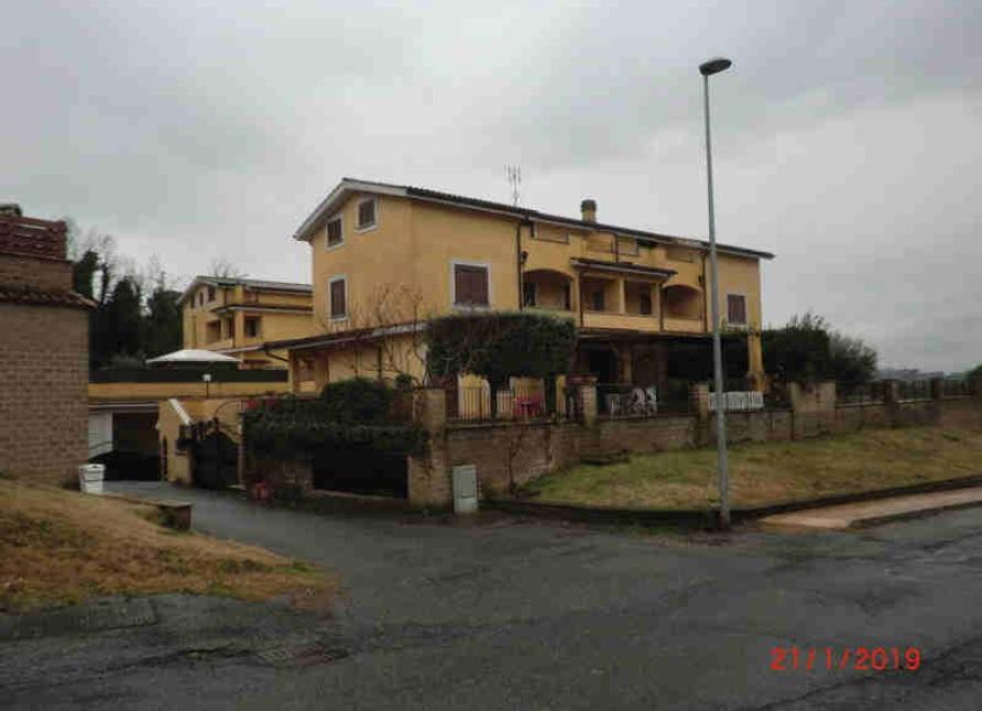 immobile appartamento all'asta in VIA ZANDONAI N 29 - 00068 Rignano Flaminio (RM) - 1