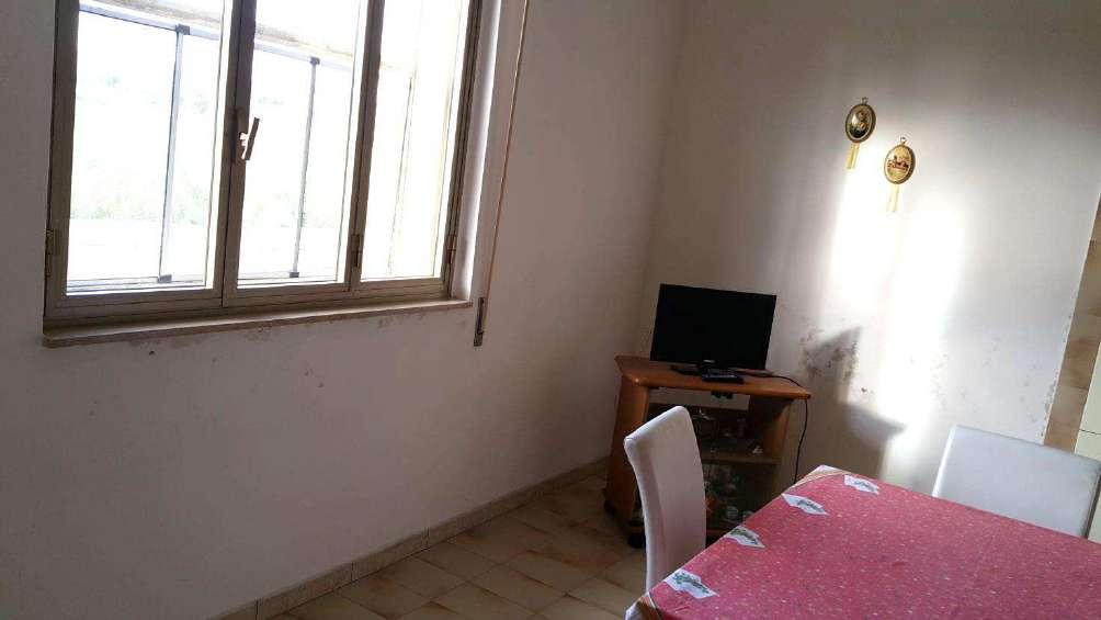 immobile appartamento all'asta in via Cantoniera G Santacroce n 5 - 96019 Rosolini (SR) - 4