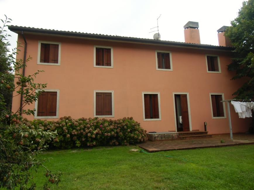 immobile appartamento all'asta in Via san Daniele 85 - 36045 Lonigo (VI) - 4