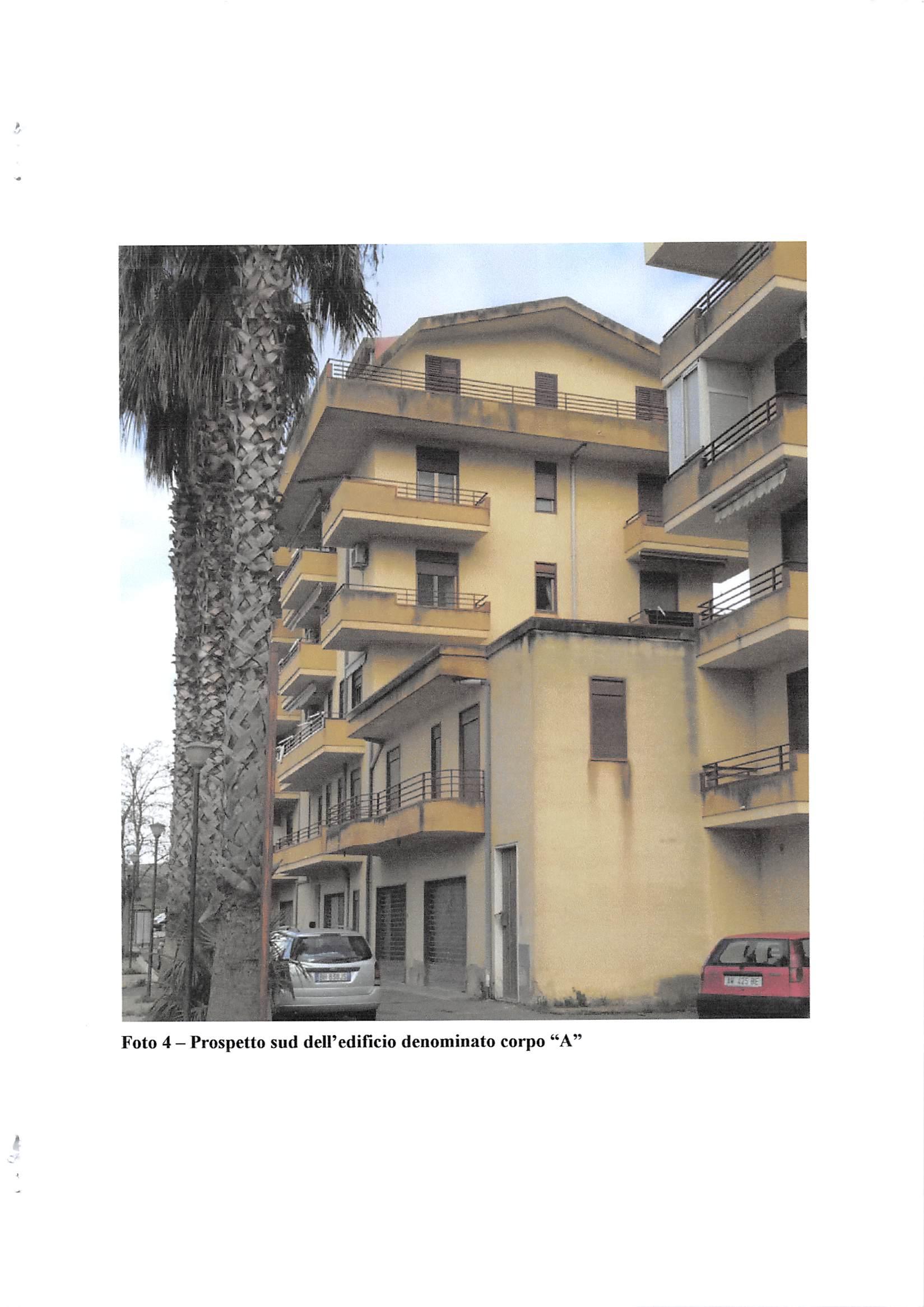 immobile appartamento all'asta in Viale DELLA LIBERTA' - 94016 Pietraperzia (EN) - 4