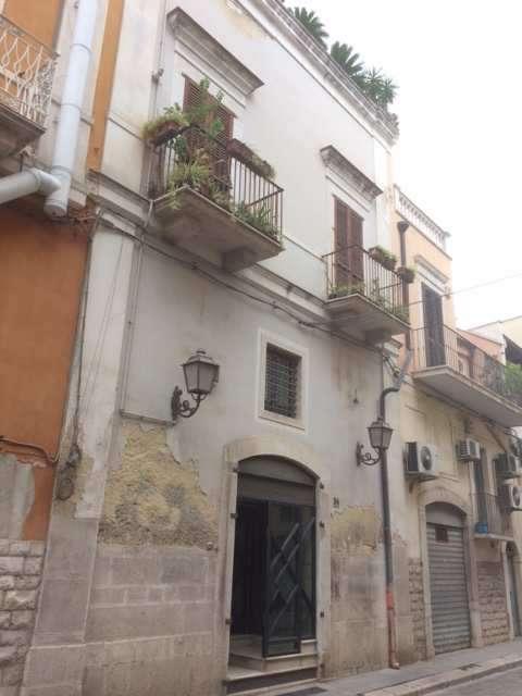immobile negozio all'asta in Via G Bovio n71/73 - Via U Bassi n54 - 76123 Andria (BT) - 4