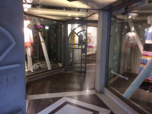 immobile negozio all'asta in Via G Bovio n71/73 - Via U Bassi n54 - 76123 Andria (BT) - 5