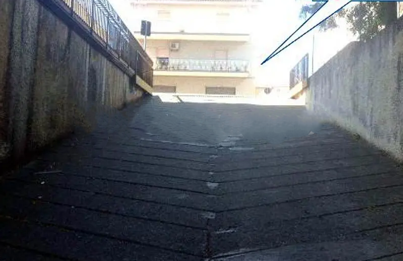 immobile magazzino all'asta in sezione Sambiase, Via Gramsci e Via Eroi di Sapri - 88046 Lamezia Terme (CZ) - 3