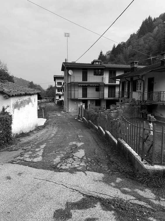 immobile appartamento all'asta in Frazione San Bartolomeo - Borgata Peperè n 184 - 12013 Chiusa di Pesio (CN) - 2