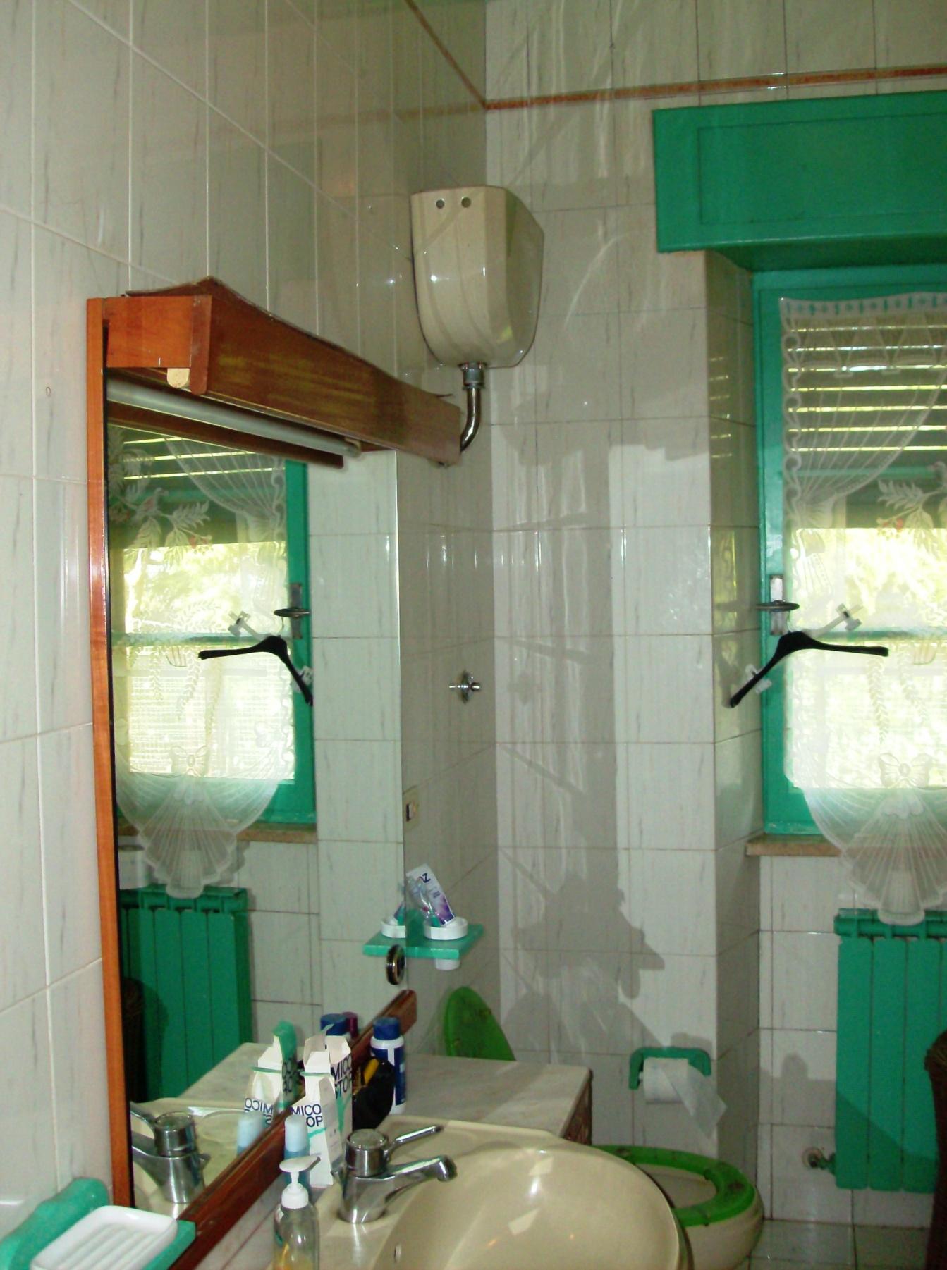 immobile appartamento all'asta in Piazza Landi 10 - 58044 Cinigiano (GR) - 2