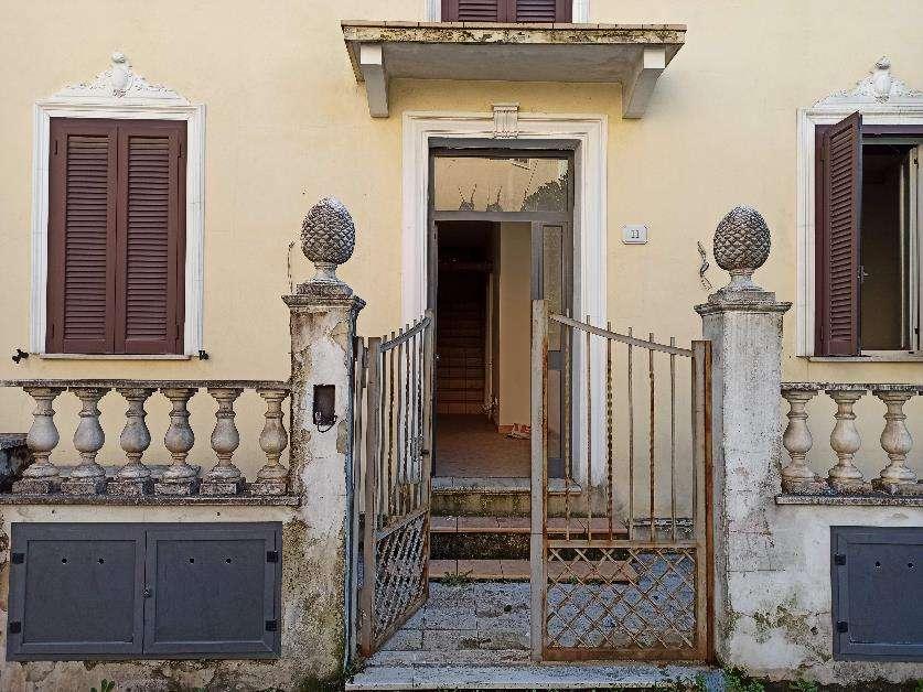 immobile appartamento all'asta in VIA GUGLIELMO MARCONI, 11 - 03014 Fiuggi (FR) - 2