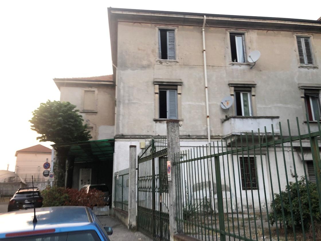immobile appartamento all'asta in via Sant'Alessandro n.46 - 20900 Monza (MB) - 5