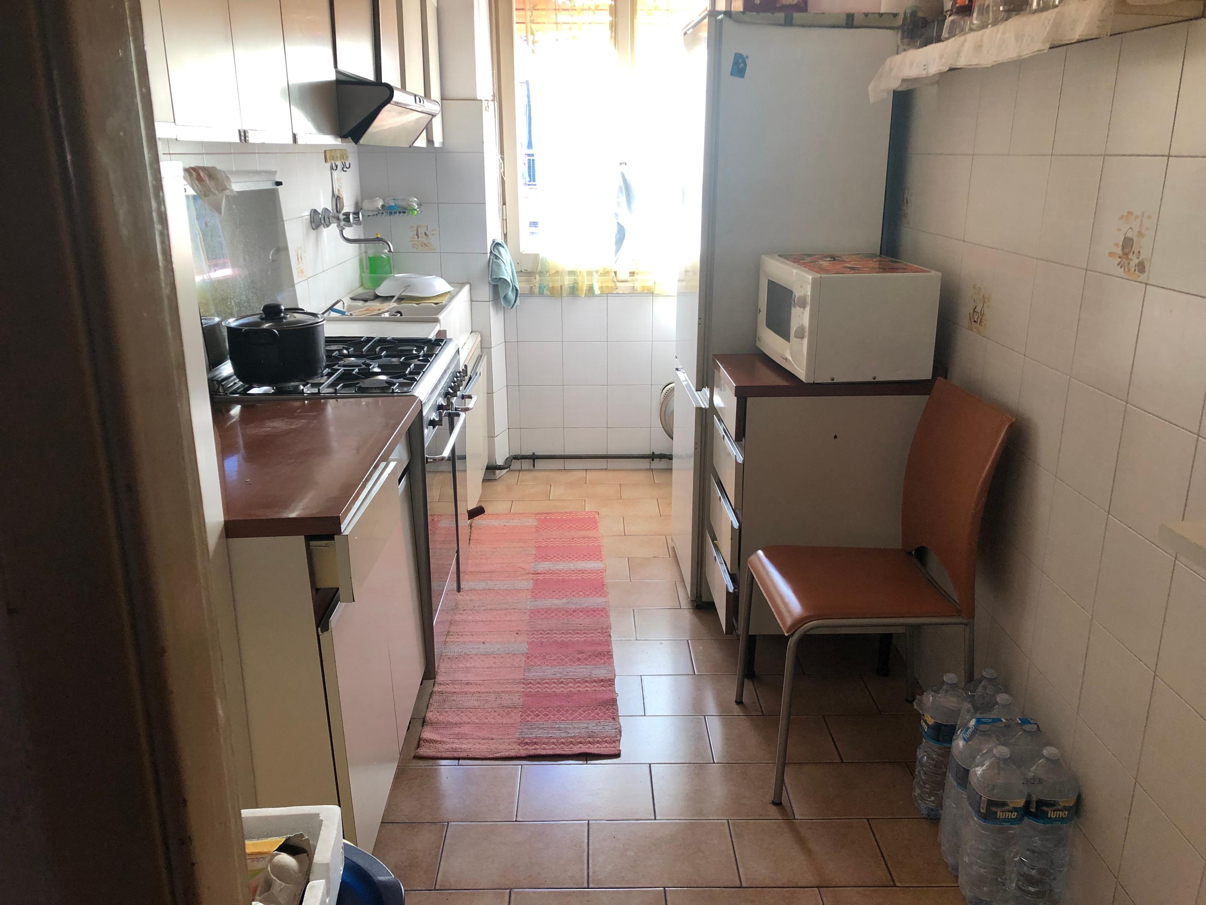 immobile appartamento all'asta in Via Achille Grandi 3 - 20038 Seregno (MB) - 3