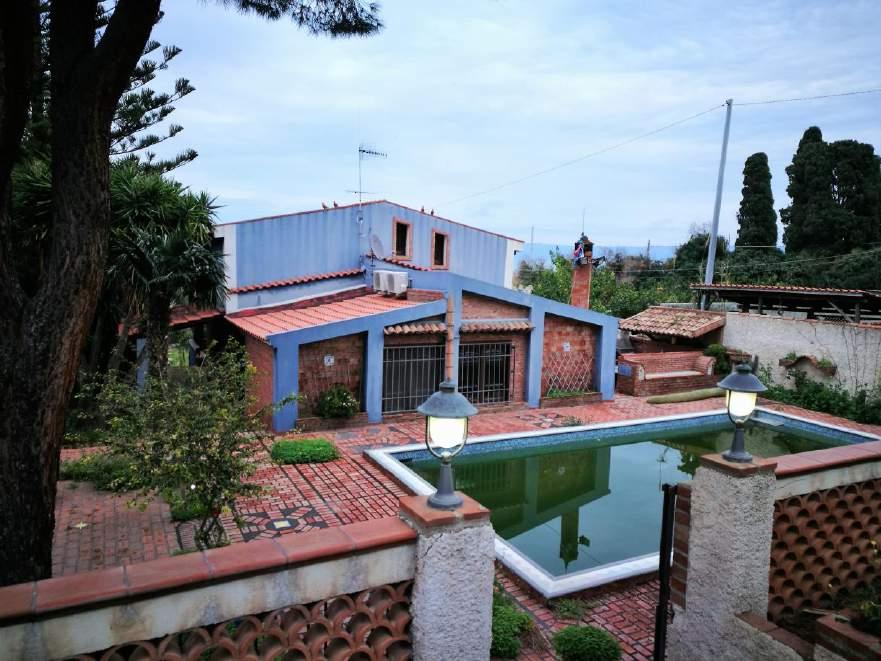 immobile villa all'asta in Contrada Mulinello snc, Villaggio Spartà - 98163 Messina (ME) - 1