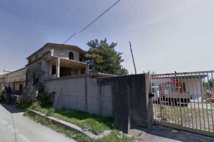 immobile fabbricato all'asta in Via Starza della Regina 6 - 80100 Somma Vesuviana (NA) - 2