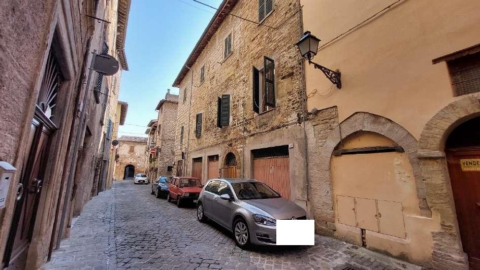 immobile appartamento all'asta in Via Angel Dalfuoco 18 - 61045 Pergola (PU) - 1