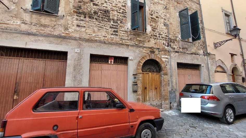 immobile appartamento all'asta in Via Angel Dalfuoco 18 - 61045 Pergola (PU) - 2