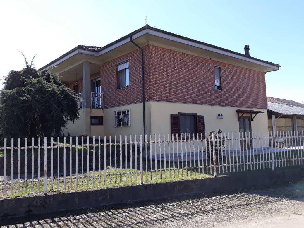 immobile appartamento all'asta in Frazione Vigellio, Cascina Montrucchetto, n 53 - 13885 Salussola (BI) - 1