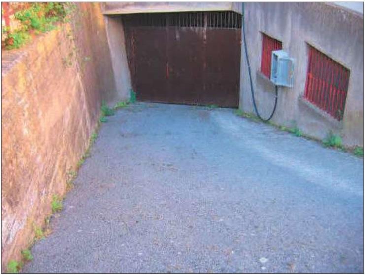 immobile magazzino all'asta in Via Sebastiano Foti 35 - 95041 Caltagirone (CT) - 2