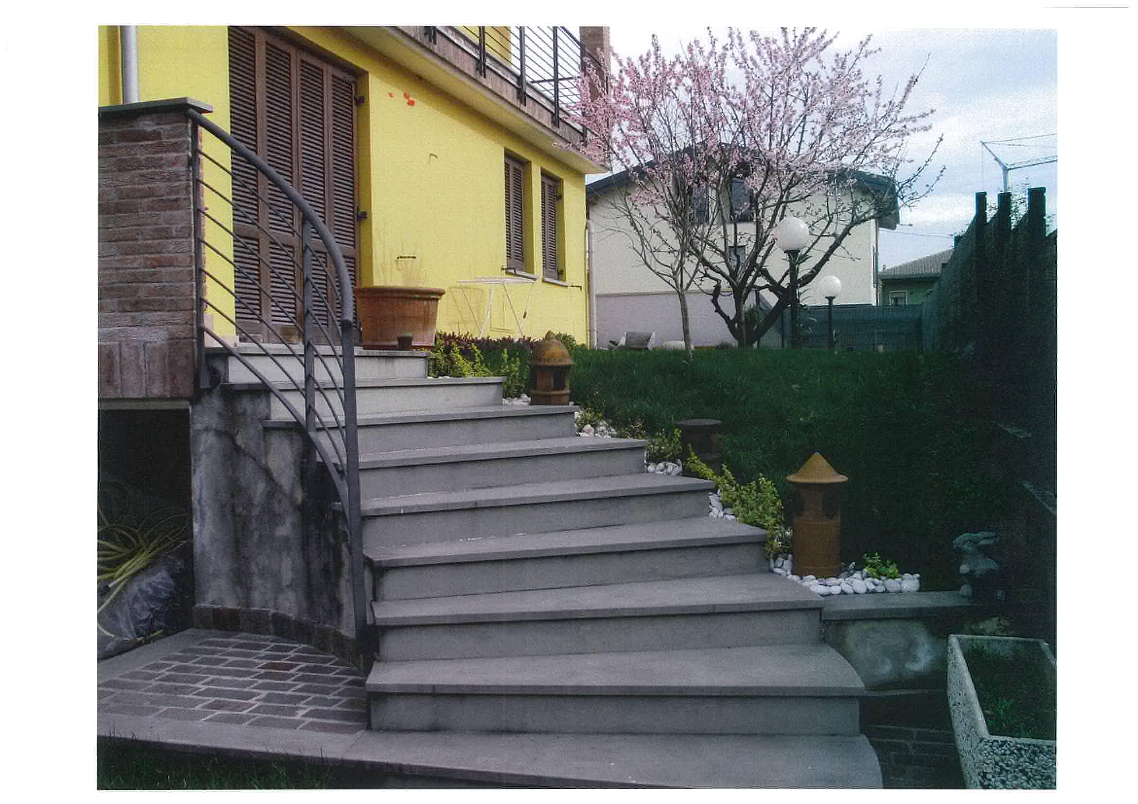 immobile villa all'asta in Via G Pascoli - 20871 Vimercate (MB) - 2