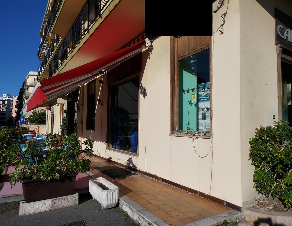 immobile attivita commerciale all'asta in Piazza 25 Aprile - Via Tenente Brigiano snc - 98057 Milazzo (ME) - 1