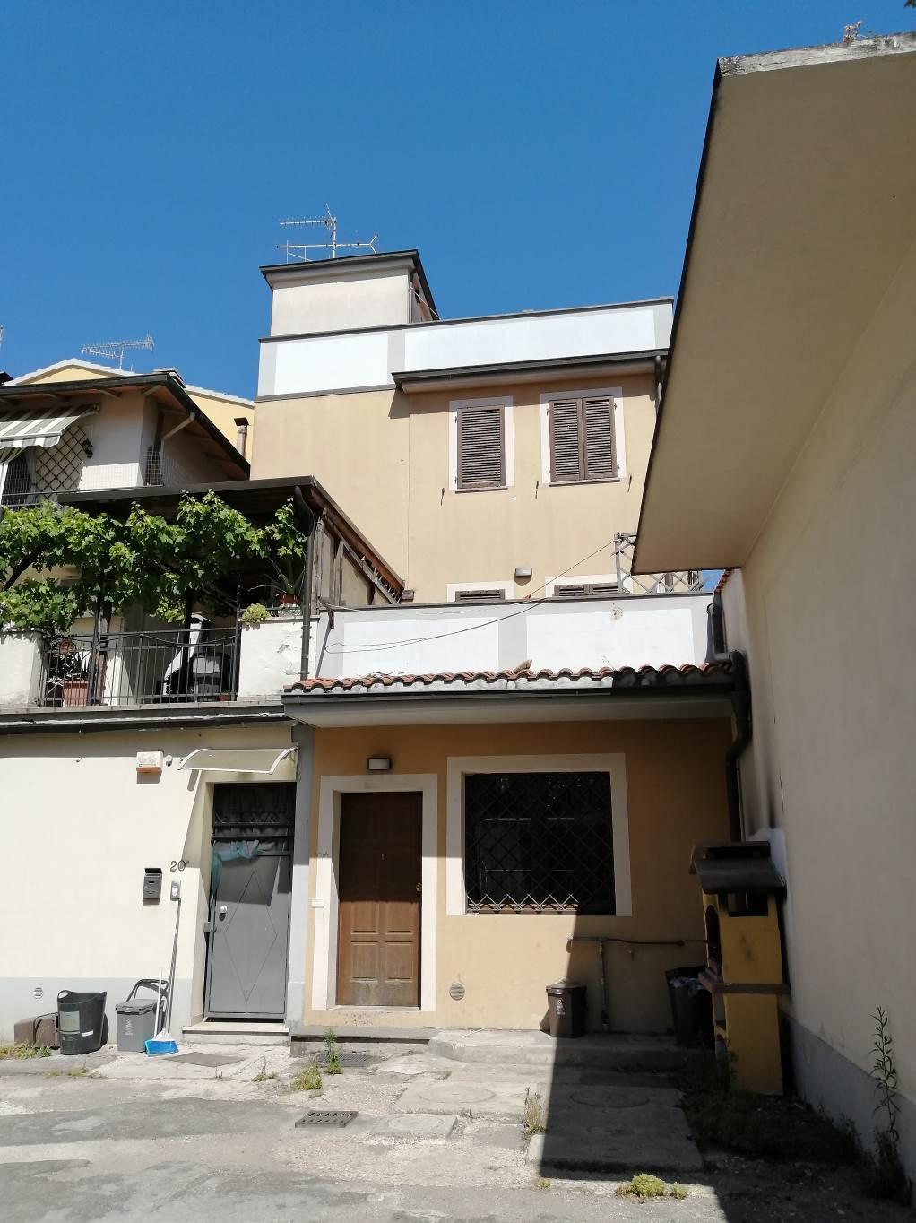immobile appartamento all'asta in Via Isarco 20/a - 59100 Prato (PO) - 1