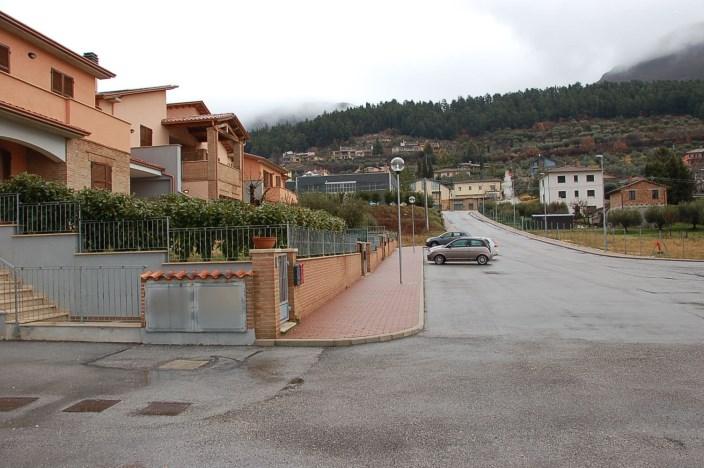 immobile terreno all'asta in Loc Madonna del Piano - 06023 Gualdo Tadino (PG) - 1