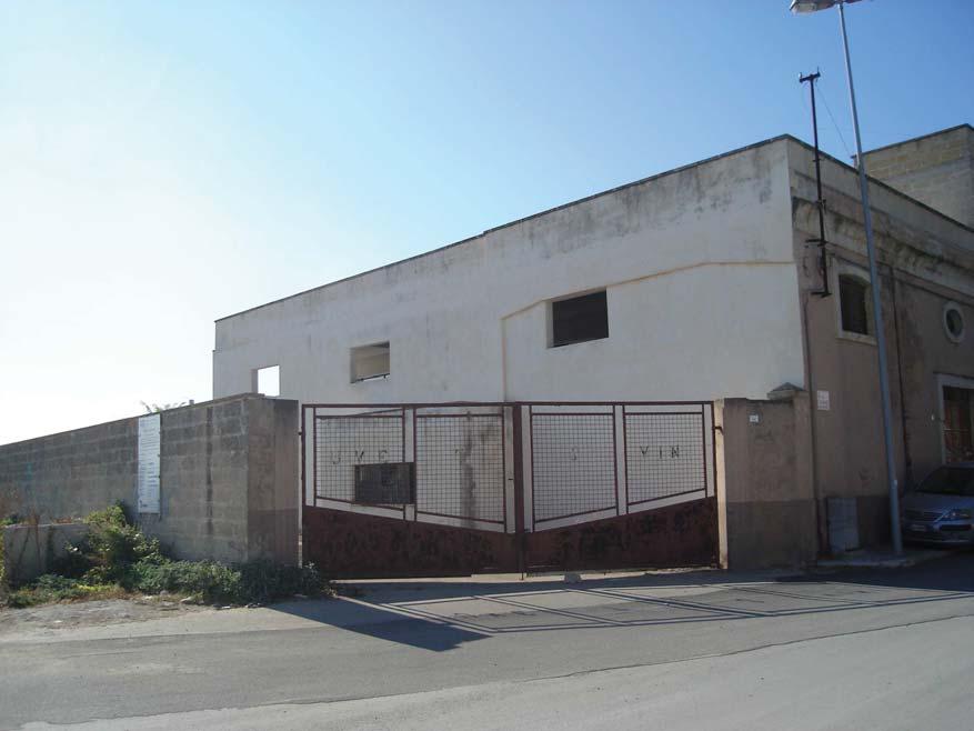 immobile rustico all'asta in Via Guagnano 26,28,30,32 e 34 - 72025 San Donaci (BR) - 3