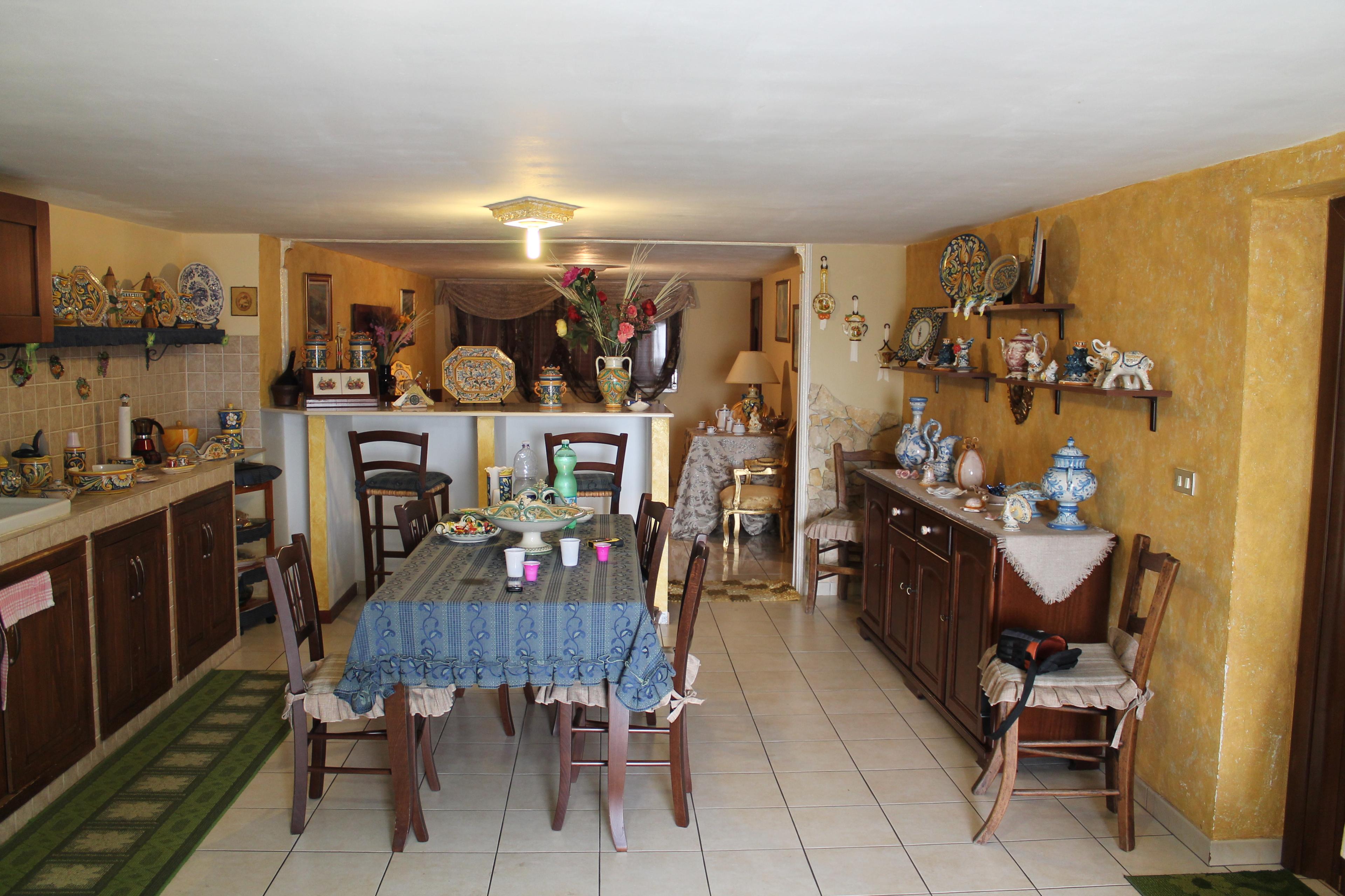 immobile appartamento all'asta in Via Madonna delle Grazie, 176 (ex 158) - 95049 Vizzini (CT) - 2