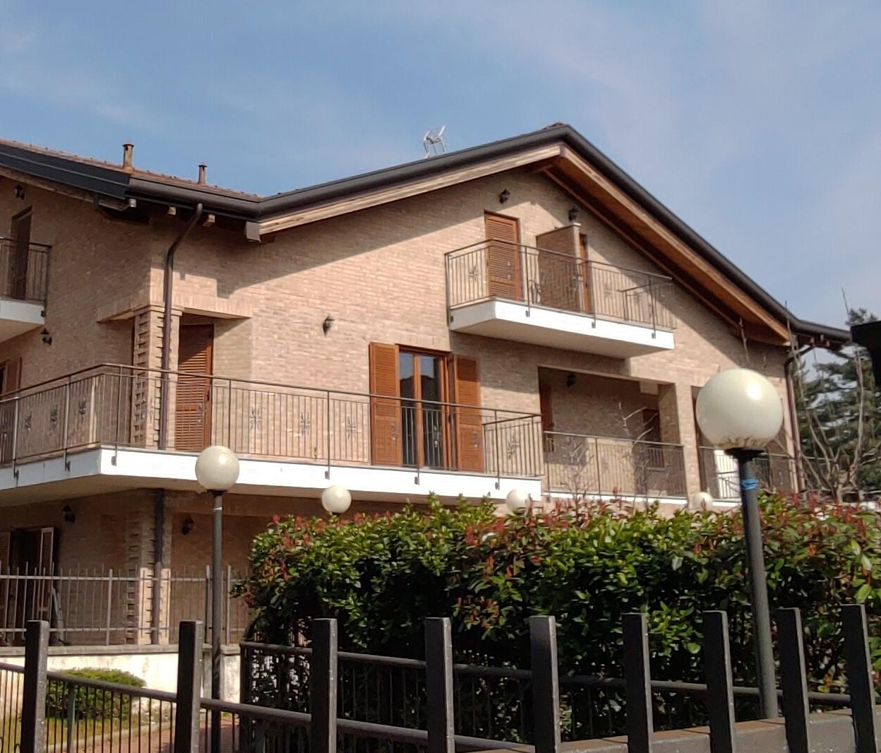immobile fabbricato all'asta in Corso Marconi 13 - 20825 Barlassina (MB) - 3