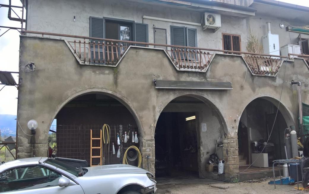 immobile villa all'asta in Contrada Piazza di Mario, 175 (già 22) - 00049 Velletri (RM) - 1