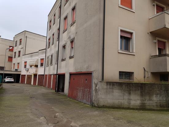 immobile appartamento all'asta in Via Roma n 40 - 36025 Noventa Vicentina (VI) - 1