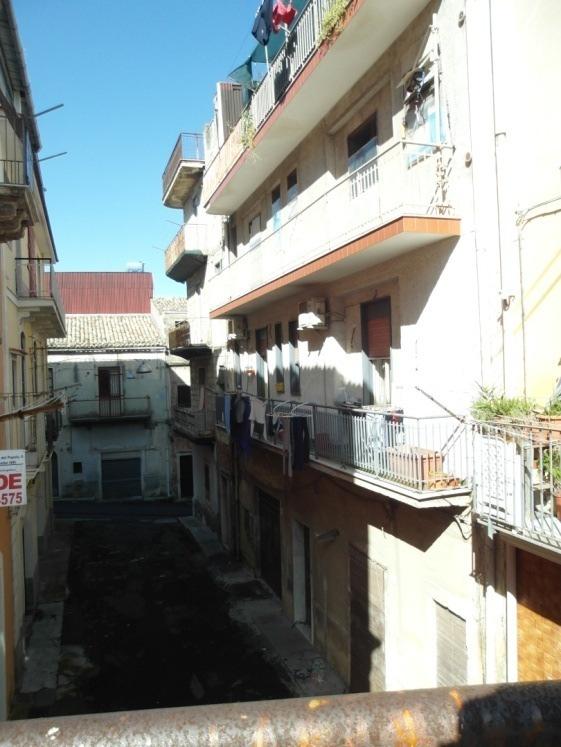 immobile appartamento all'asta in VIA CERVIA 8 - 96016 Lentini (SR) - 2