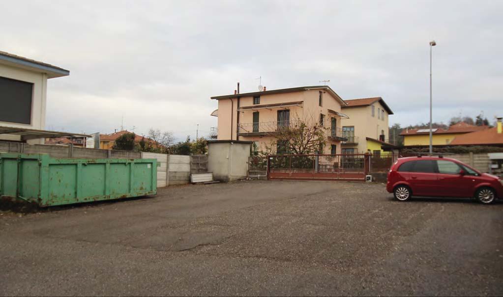 immobile magazzino all'asta in Via del Morazzone 2 - 22070 Binago (CO) - 4