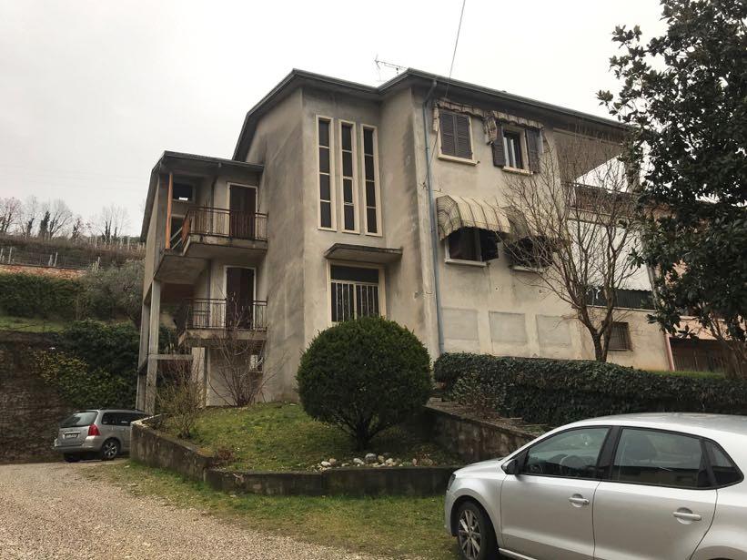 immobile appartamento all'asta in Contrada Riva n5 - 37030 Cazzano di Tramigna (VR) - 1