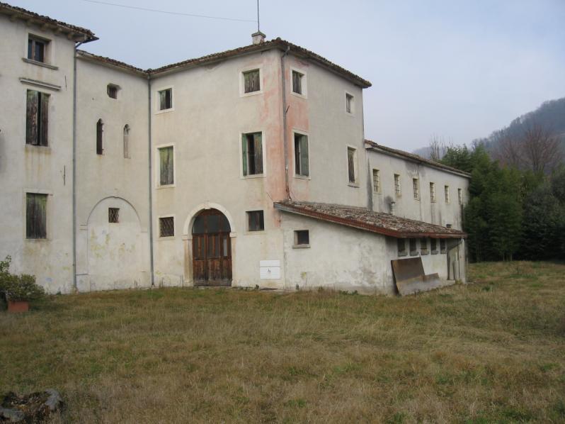 immobile attivita commerciale all'asta in Via San Francesco n 5 - 31010 Farra di Soligo (TV) - 2