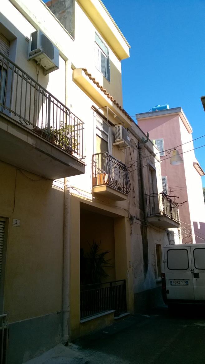 immobile appartamento all'asta in VIA MONTE SANTA VENERA 9 - 96013 Carlentini (SR) - 1
