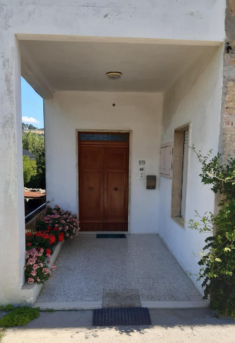 immobile fabbricato all'asta in Cda Piana Santi 87/A - 63061 Massignano (AP) - 1