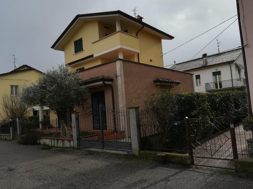 immobile villa all'asta in Via dei Mille 4 - 0612 Città di Castello (PG) - 3