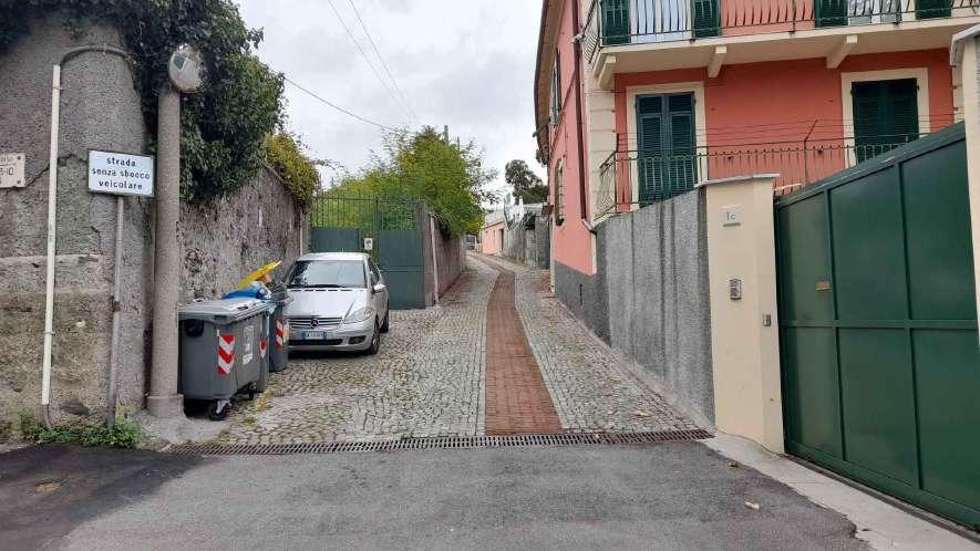 immobile terreno all'asta in Via Paradiso 15 - 16152 Genova (GE) - 2