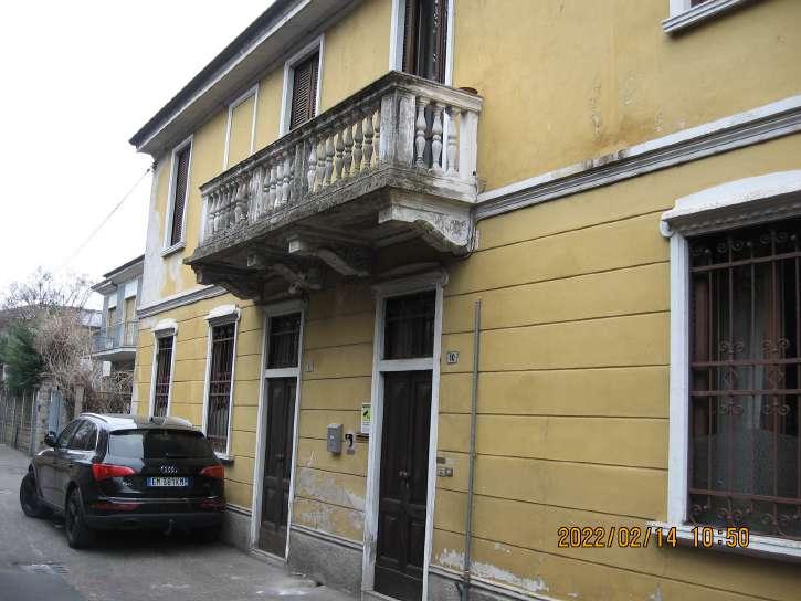immobile magazzino all'asta in Via Cesare Battisti n 10 Vanzago (MI) - 5