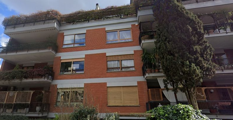 immobile appartamento all'asta in Viale Cortina D'ampezzo 233 - 00135 Roma (RM) - 2