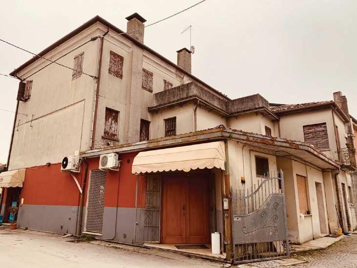 immobile appartamento all'asta in Via Dante Alighieri nn 40, 40/A, 40/B e 44/A - 31037 Loria (TV) - 1