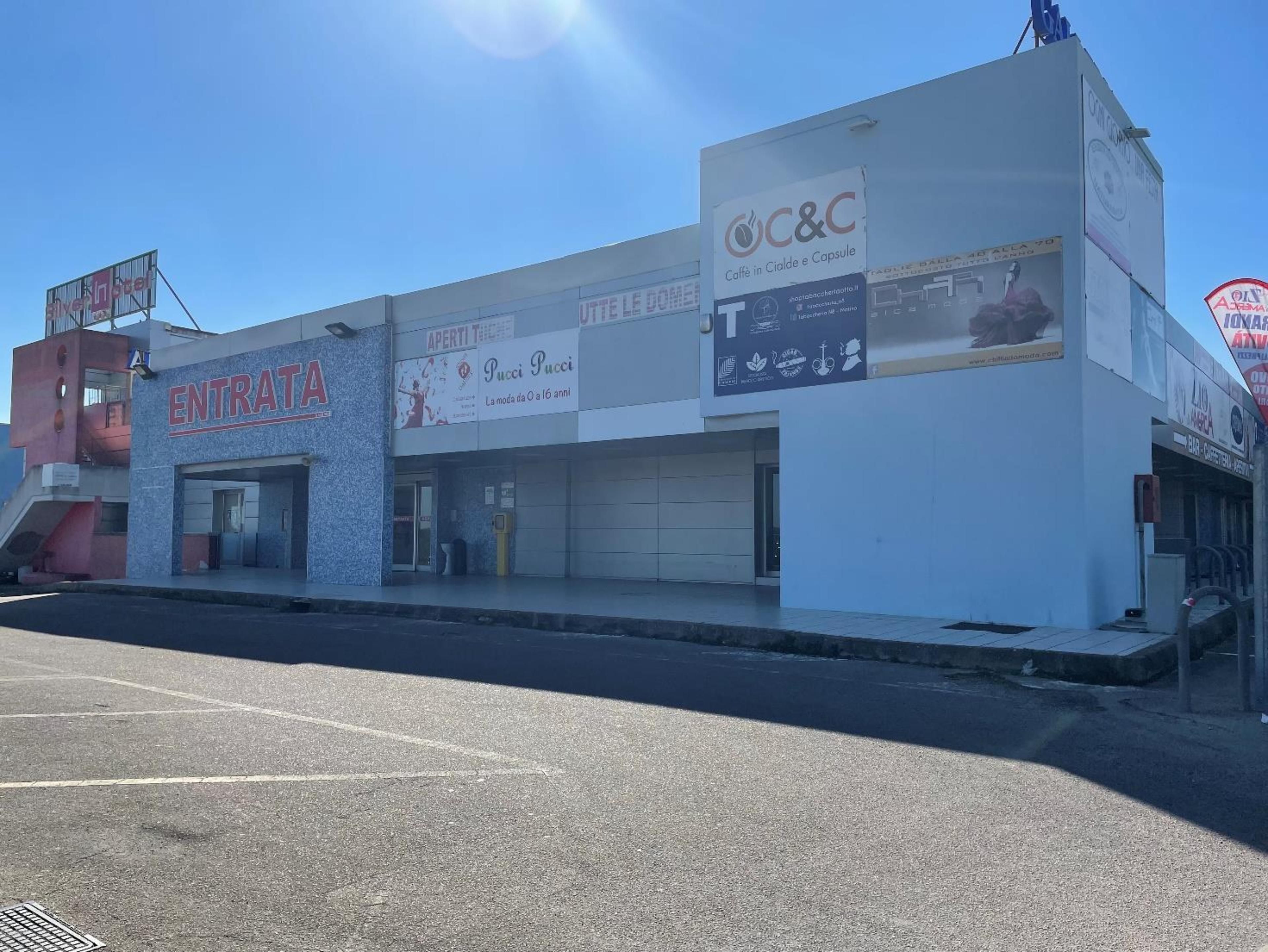 immobile negozio all'asta in via provle 334 Zona Industriale - 73046 Matino (LE) - 1