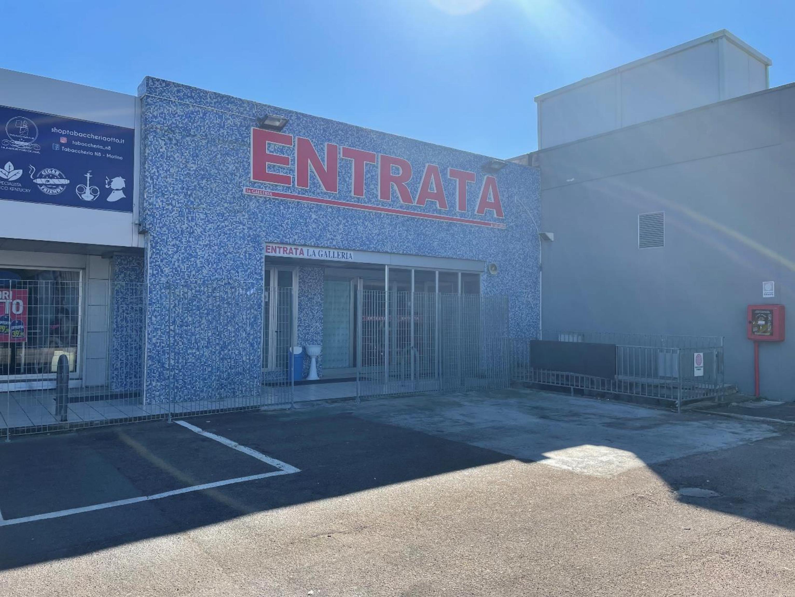 immobile negozio all'asta in via provle 334 Zona Industriale - 73046 Matino (LE) - 2