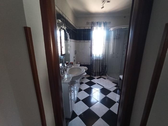 immobile appartamento all'asta in STRADA DEL BOTTERO 235 - 04100 Latina (LT) - 3