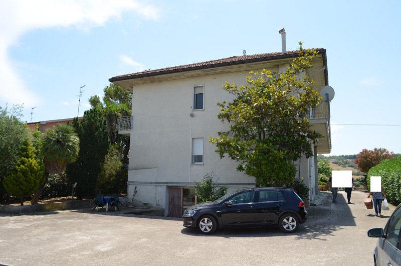 immobile appartamento all'asta in Via Molino n12 - 64011 Alba Adriatica (TE) - 2