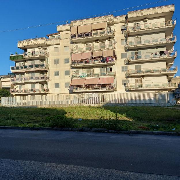 immobile negozio all'asta in via Mauro Vinci, con accesso dai civici n 7 e 9 - 80026 Casoria (NA) - 5