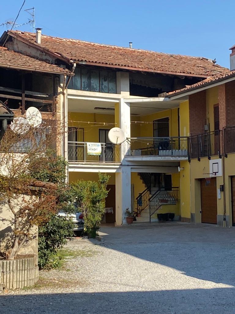 immobile appartamento all'asta in Via Roma n 25 - 24050 Ghisalba (BG) - 2