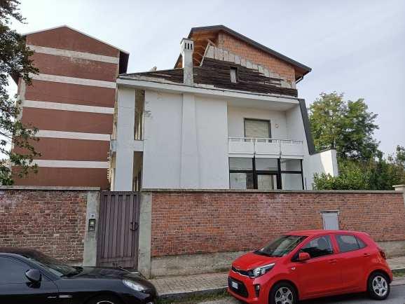 immobile appartamento all'asta in Via Guicciardini n 29 - 13100 Vercelli (VC) - 2