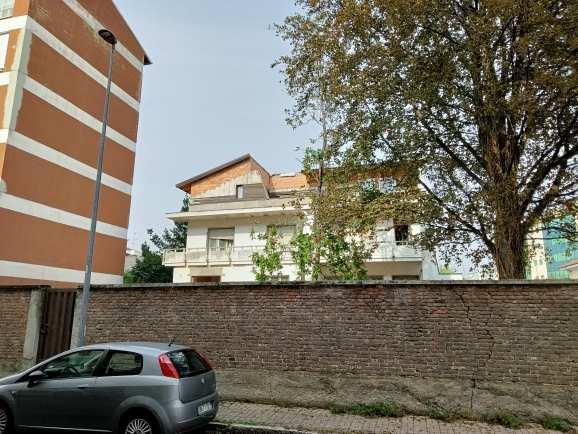 immobile appartamento all'asta in Via Guicciardini n 29 - 13100 Vercelli (VC) - 4