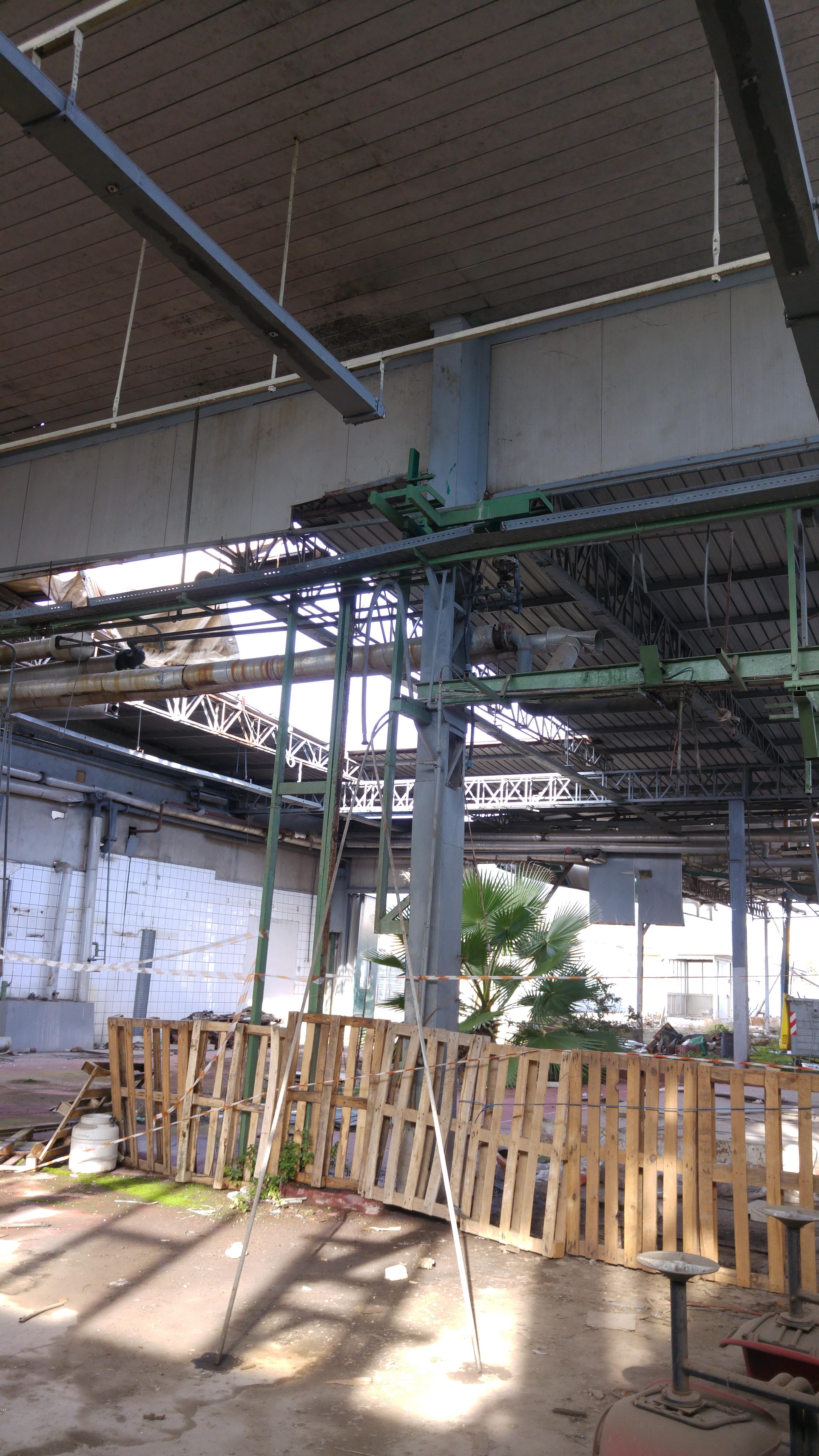 immobile attivita commerciale all'asta in Via Nolana n 374 - 80045 Pompei (NA) - 1