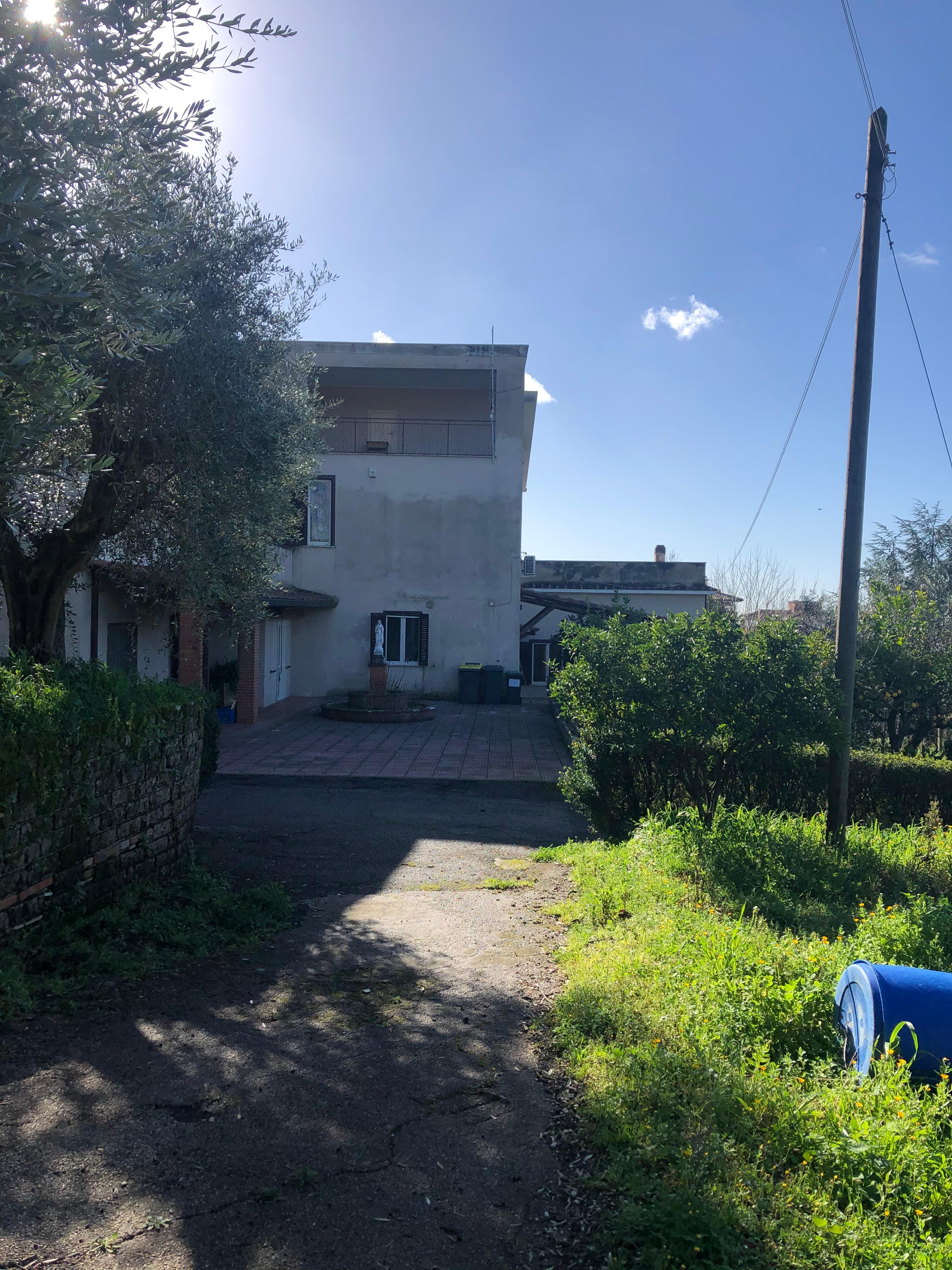 immobile attivita commerciale all'asta in Via Fontana delle Fosse - 00049 Velletri (RM) - 1