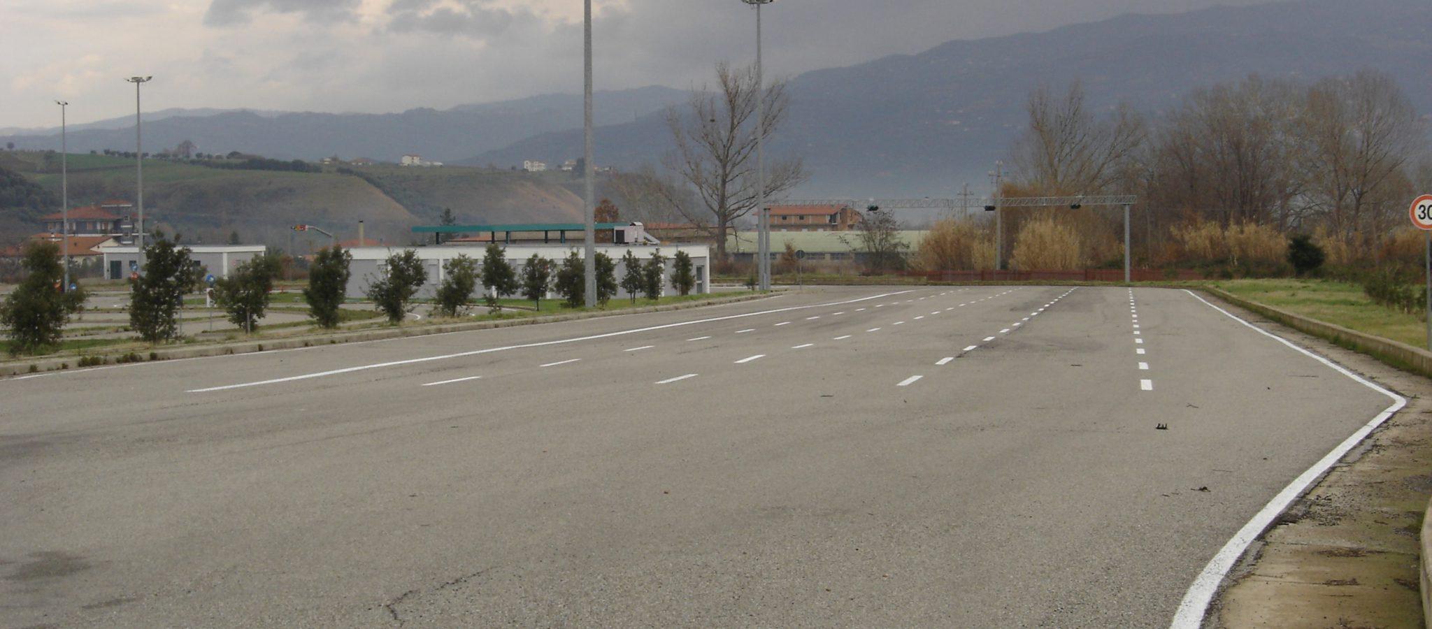 immobile attivita commerciale all'asta in Via Pianette 9 - 87046 Montalto Uffugo (CS) - 4
