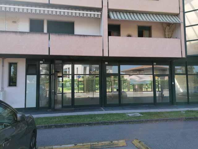 immobile negozio all'asta in Bussolengo, via degli Scaligeri e pza dello Zodiaco - 37012 Bussolengo (VR) - 3